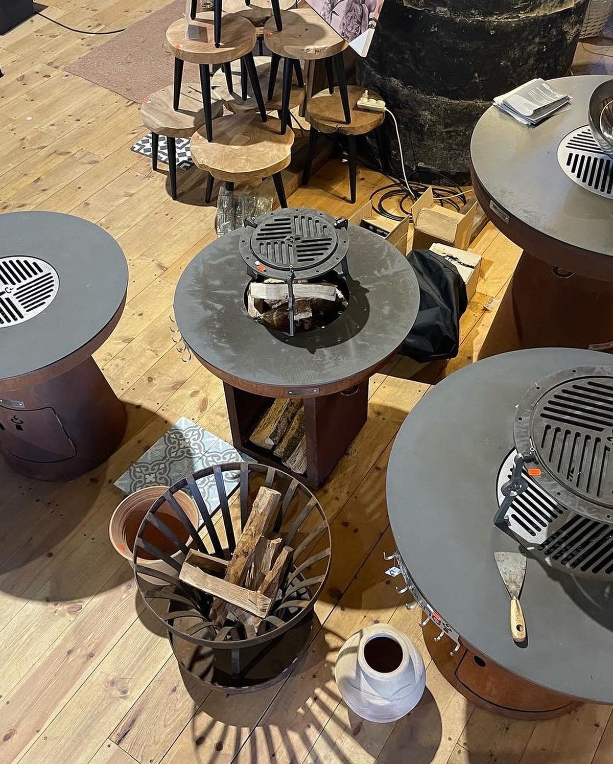 REMUNDI grill Nero L